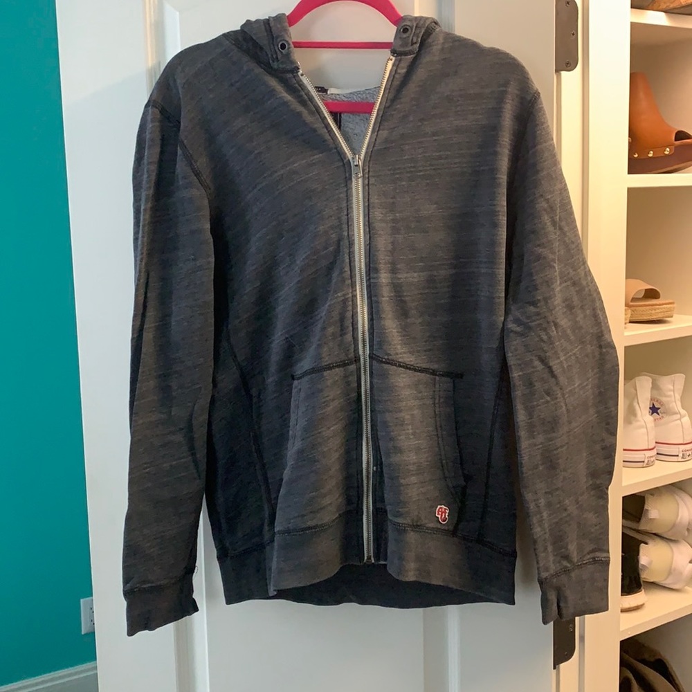 Zip up